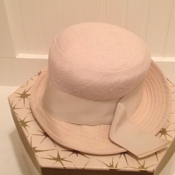 Vintage Linen Hat - Picture 2 of 7